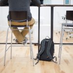 男生女生一起打扑克,欢乐互动视频大揭秘 40m2qy2f6